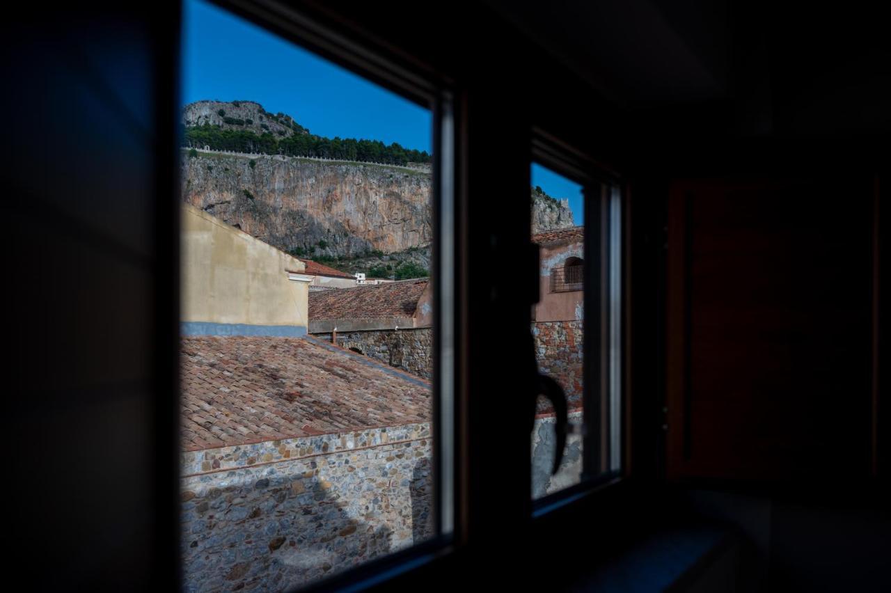 Casa Vacanze Tramonto Alla Marina Cefalù Exteriör bild