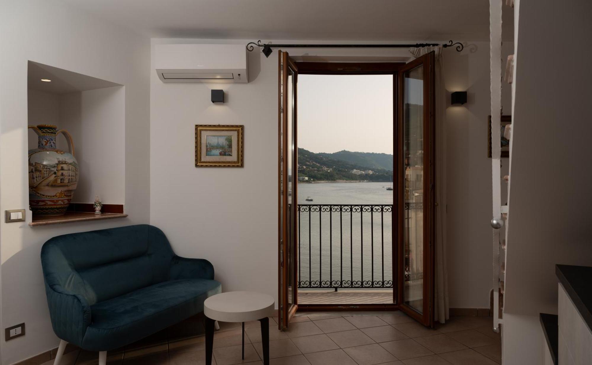 Casa Vacanze Tramonto Alla Marina Cefalù Exteriör bild