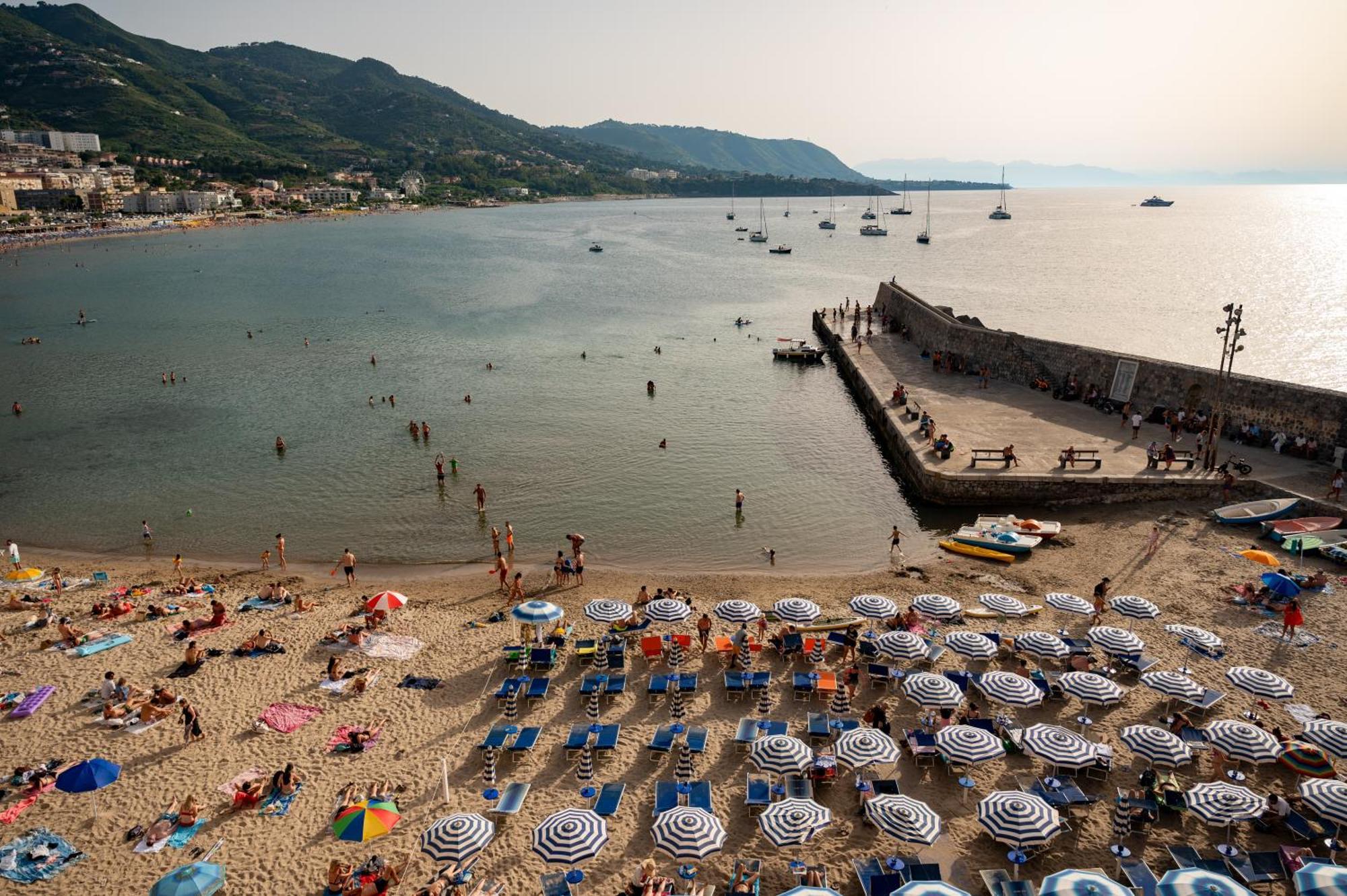 Casa Vacanze Tramonto Alla Marina Cefalù Exteriör bild