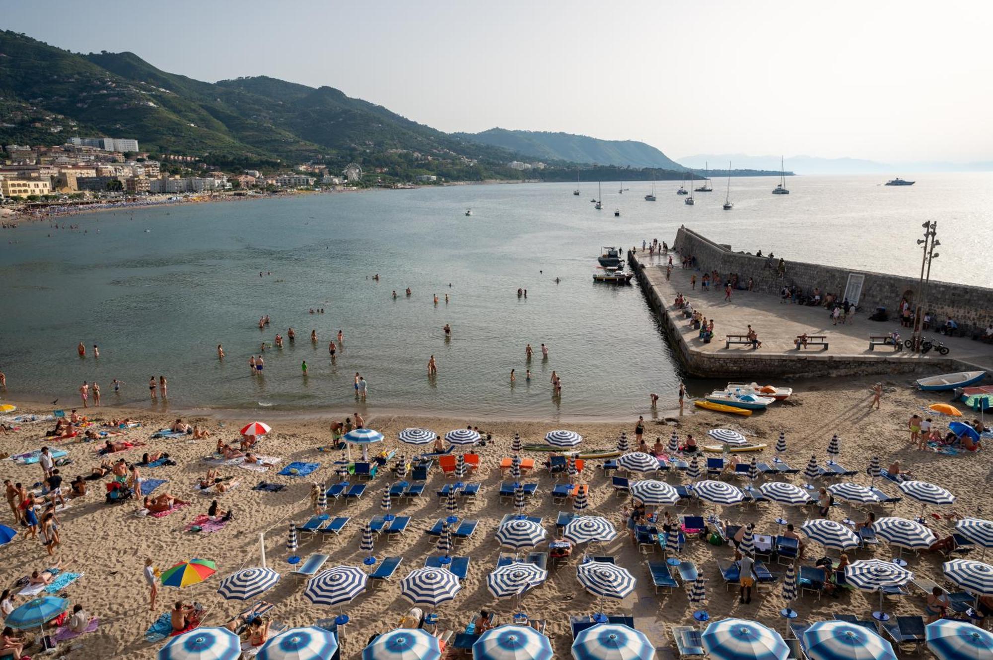 Casa Vacanze Tramonto Alla Marina Cefalù Exteriör bild