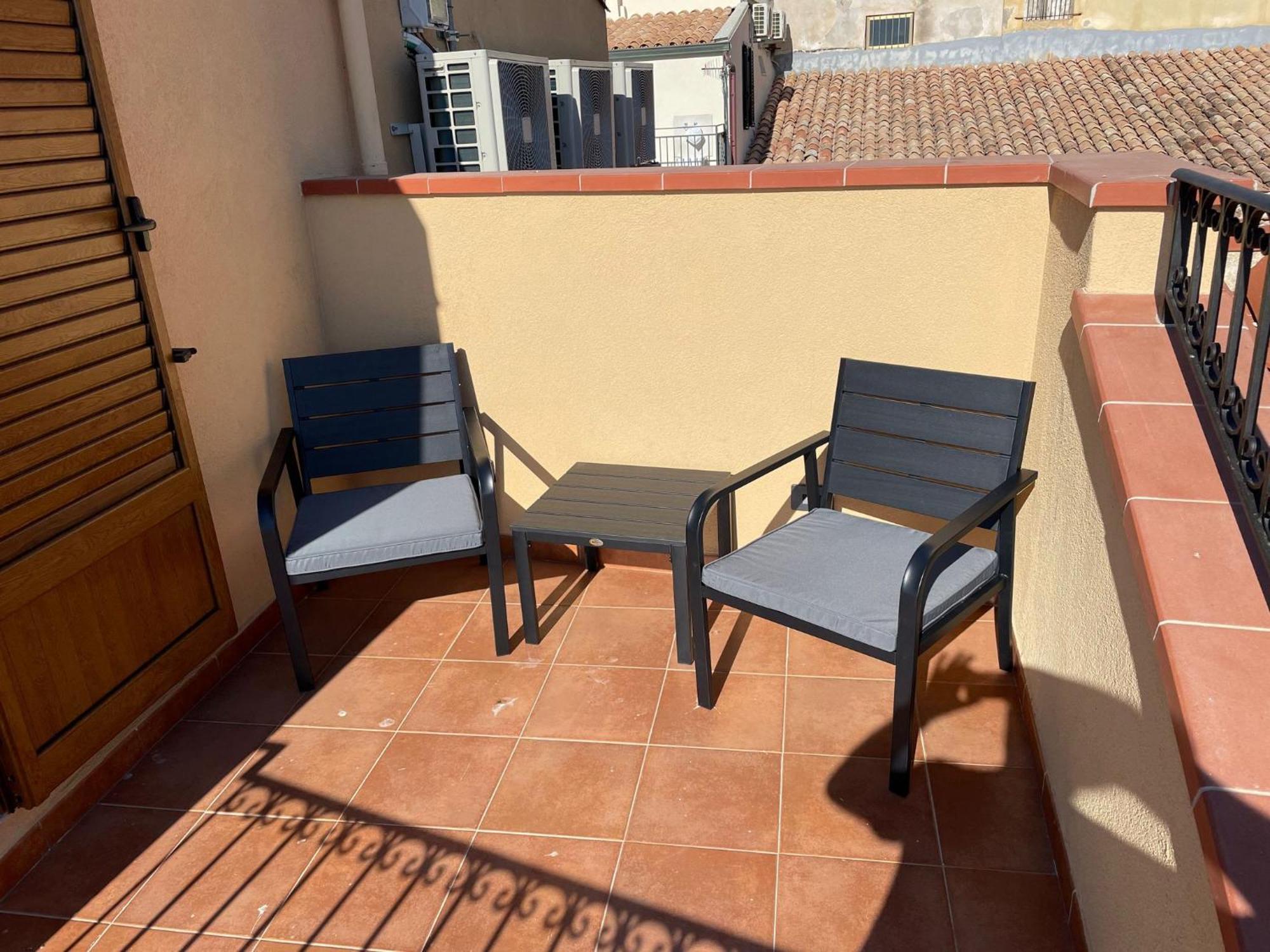 Casa Vacanze Tramonto Alla Marina Cefalù Exteriör bild